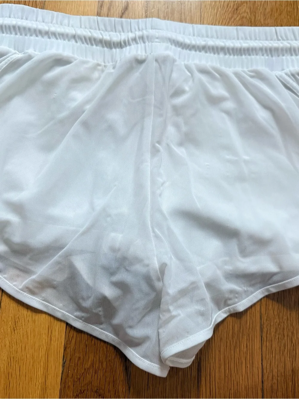 Alo yoga Ambience Mesh Overlay Shorta